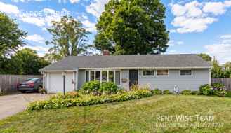 33 Garden Dr - Photo 1 of 1