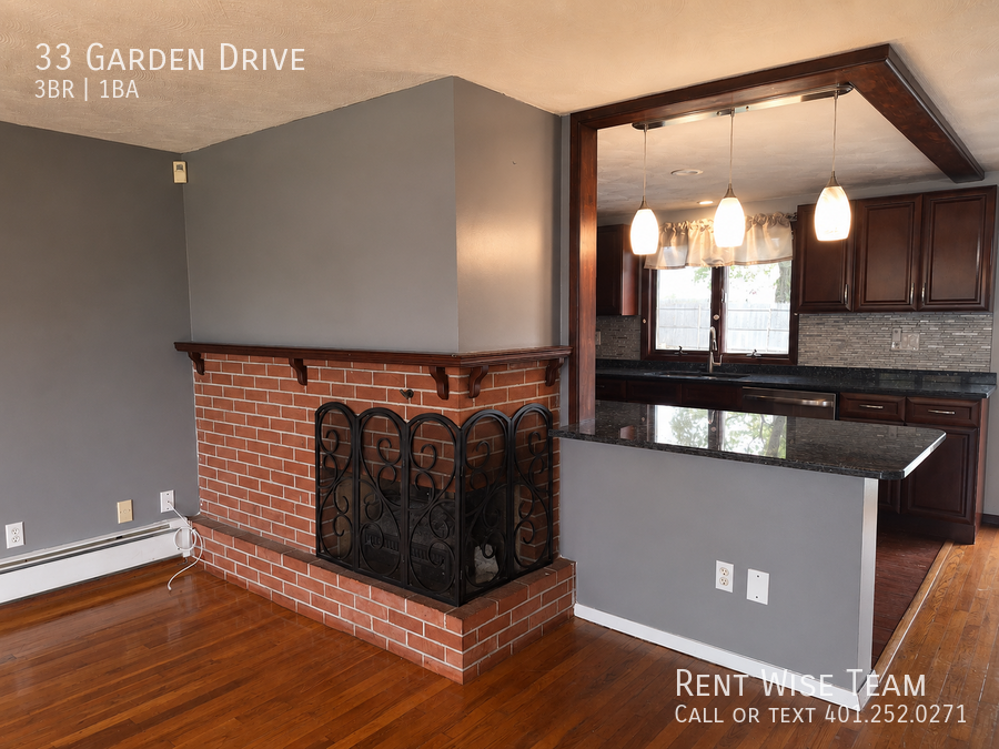 33 Garden Dr - Photo 5 of 26