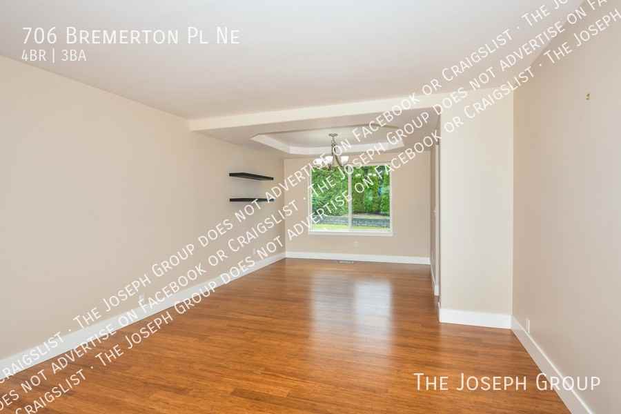 706 Bremerton Pl Ne - Photo 2 of 22