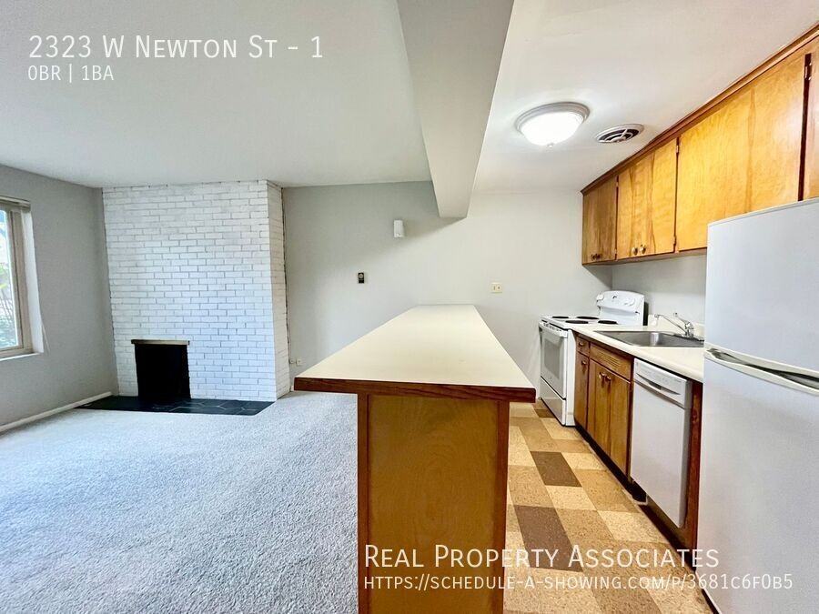 2323 W Newton St #1 - Photo 6 of 13
