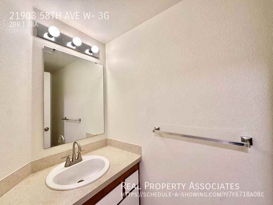 21903 58th Ave W - Photo 4 of 24