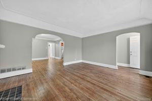 featured image of 3740 Tyler St