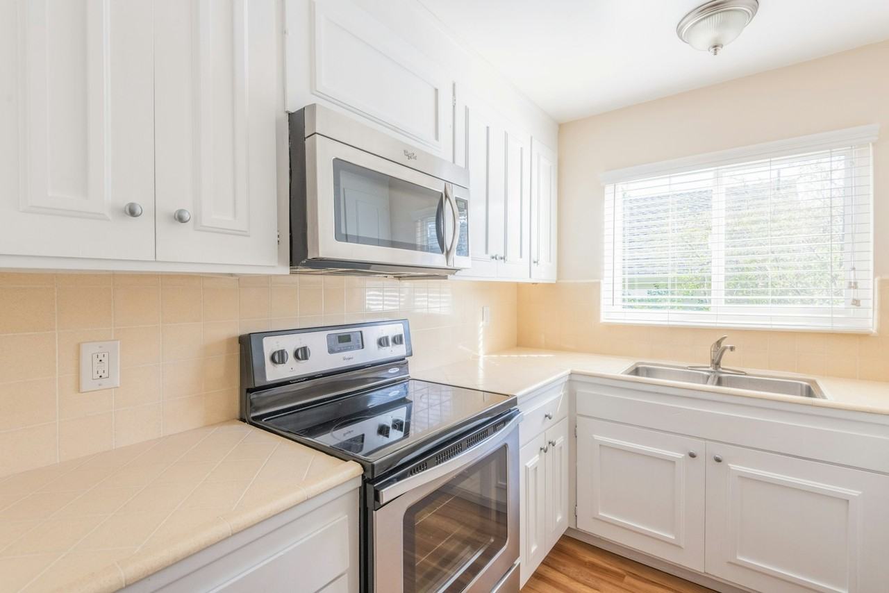 19 Belle Avenue, Unit 9 - Photo 5 of 13