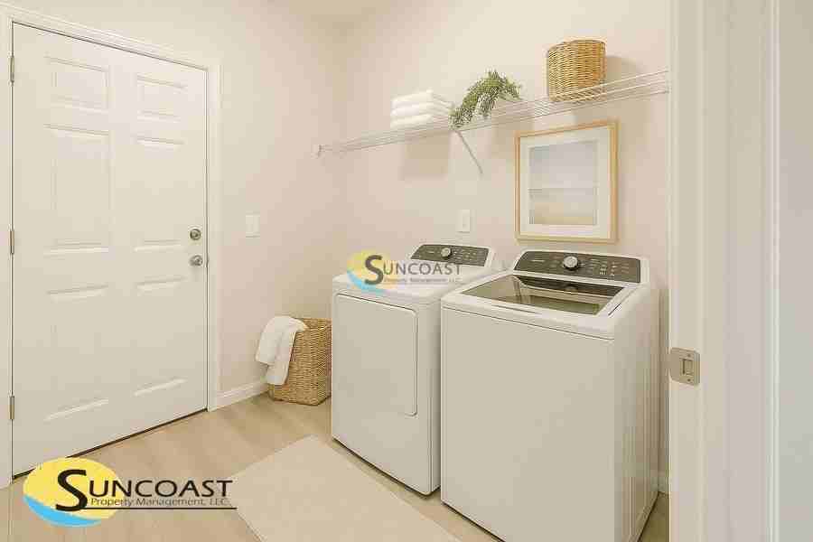 7841 Mariner St - Photo 6 of 13