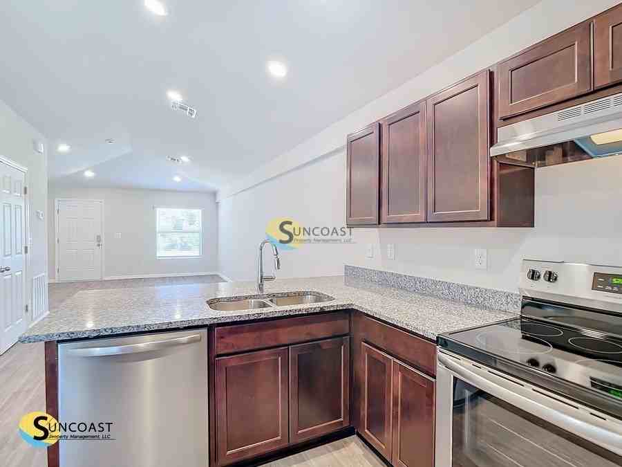 26102 Explorer Rd - Photo 4 of 16