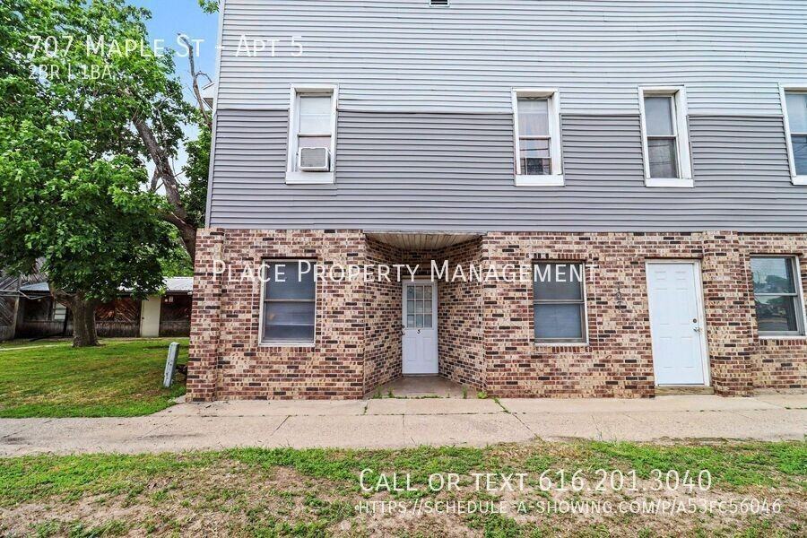 707 Maple St #5 - Photo 4 of 17