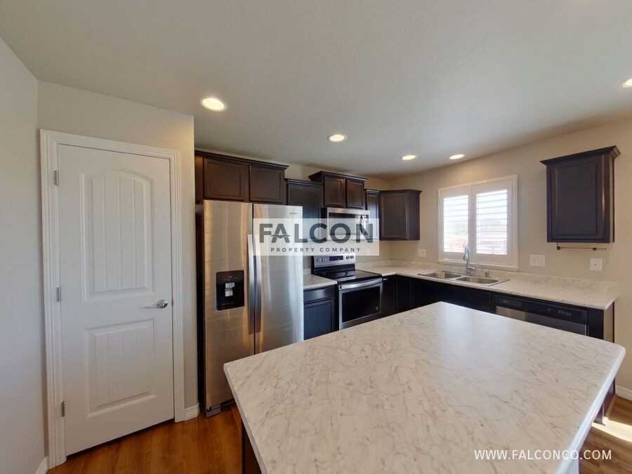10025 Morning Vista Dr - Photo 4 of 17