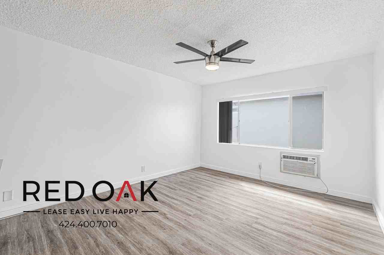 10255 Western Ave #10255E - Photo 5 of 20