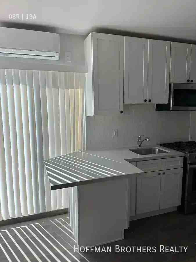 10809 Garfield Ave #A - Photo 4 of 6
