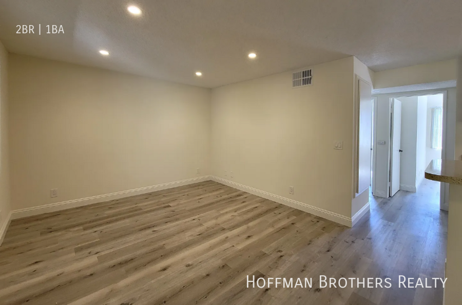 509 Pacific St #203 - Photo 4 of 9