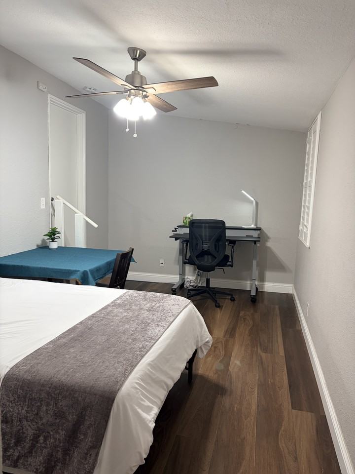4290 67th St #3 - Photo 2 of 12