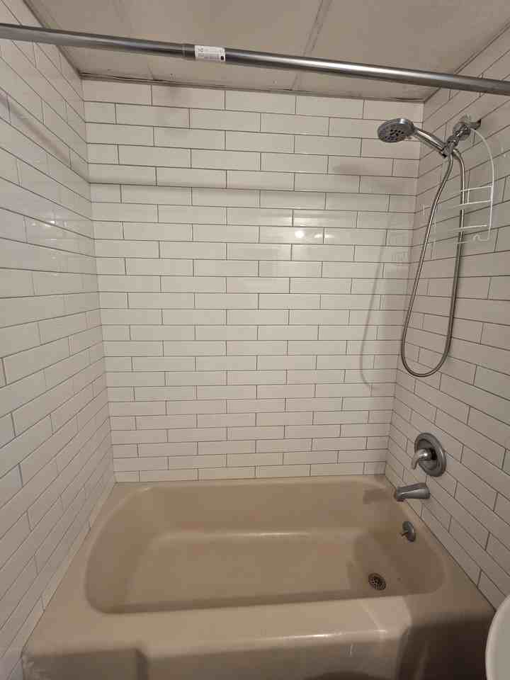 100 Great Neck Rd N #45