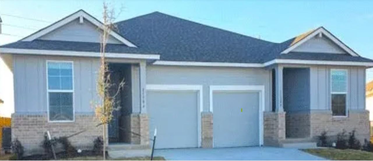 1122 Stone Valley Rd #A - Photo 4 of 16