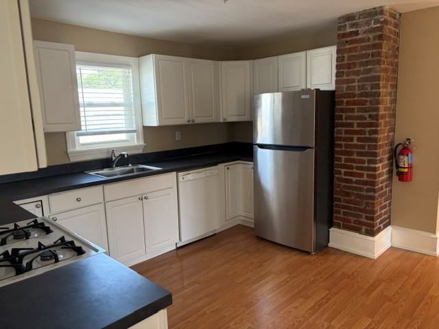 126 S Haviland Ave #2ndFL - Photo 3 of 17