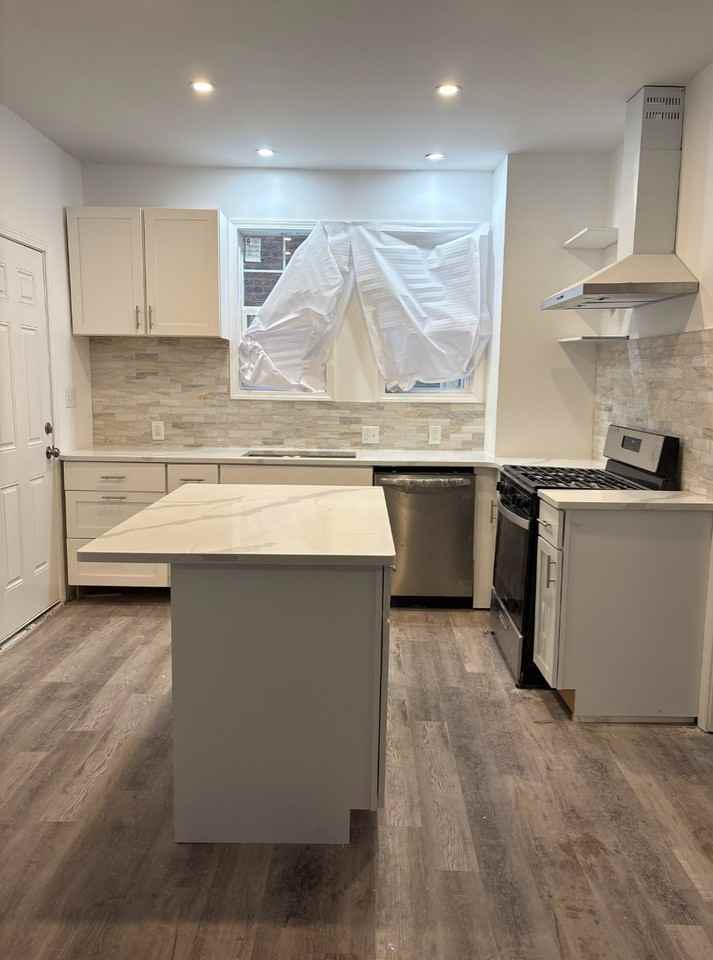 4218 Cortland St #NA - Photo 2 of 7