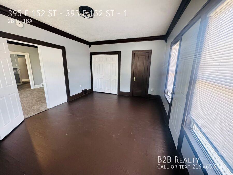 395 E 152 ST - 395 E 152 ST #1 - Photo 4 of 13