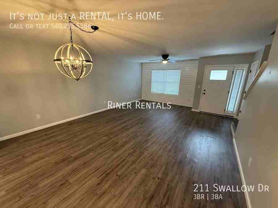 211 Swallow Dr - Photo 3 of 13