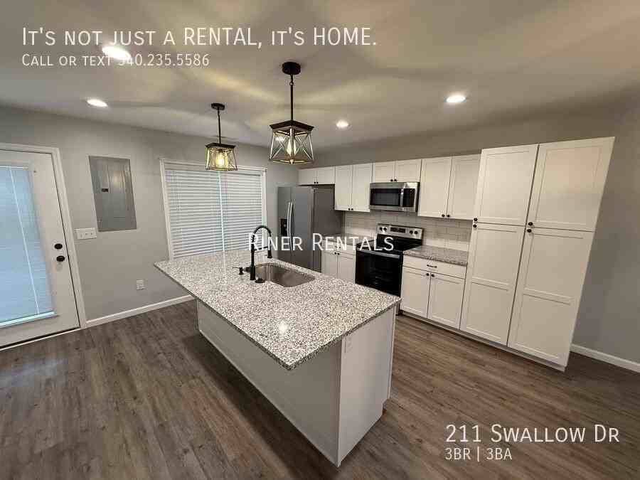 211 Swallow Dr - Photo 4 of 13