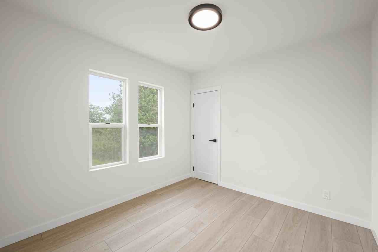 730 N 98th St #NA - Photo 5 of 10