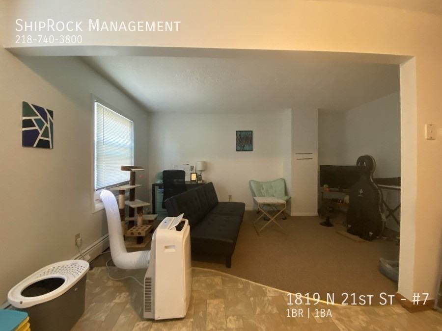 1819 N 21st St #7 - Photo 2 of 7