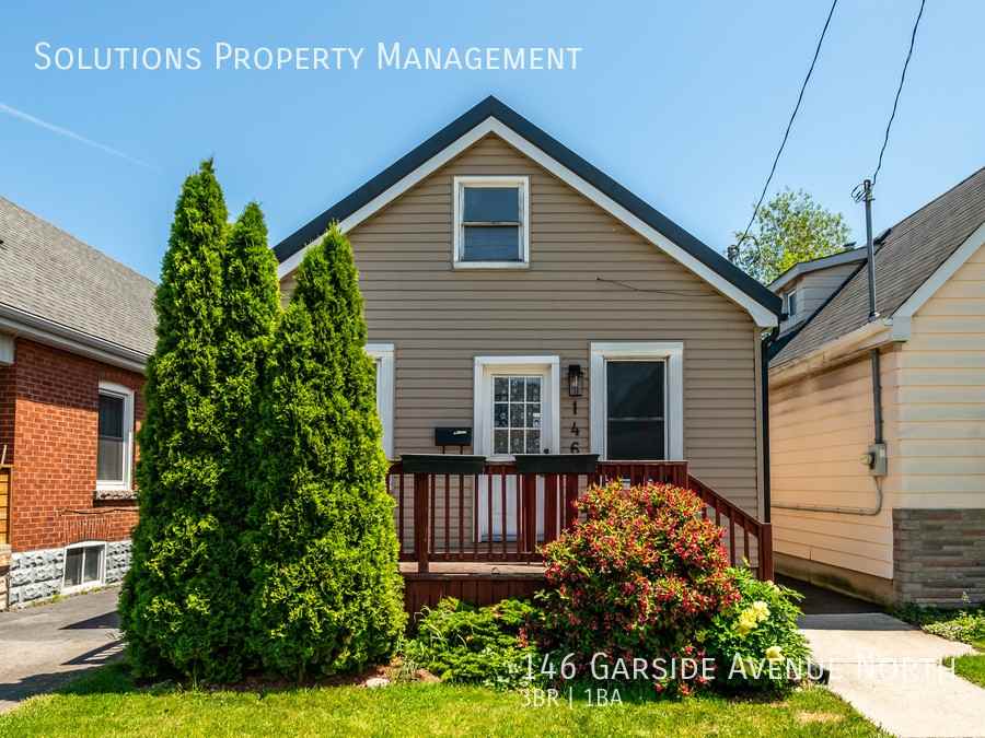 146 Garside Ave N - Photo 2 of 20