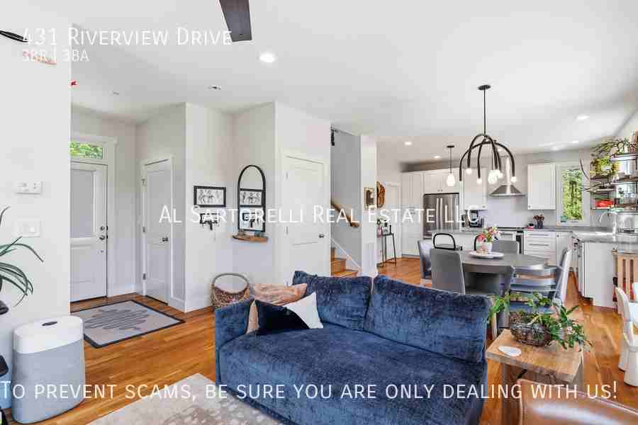 431 Riverview Dr - Photo 5 of 40