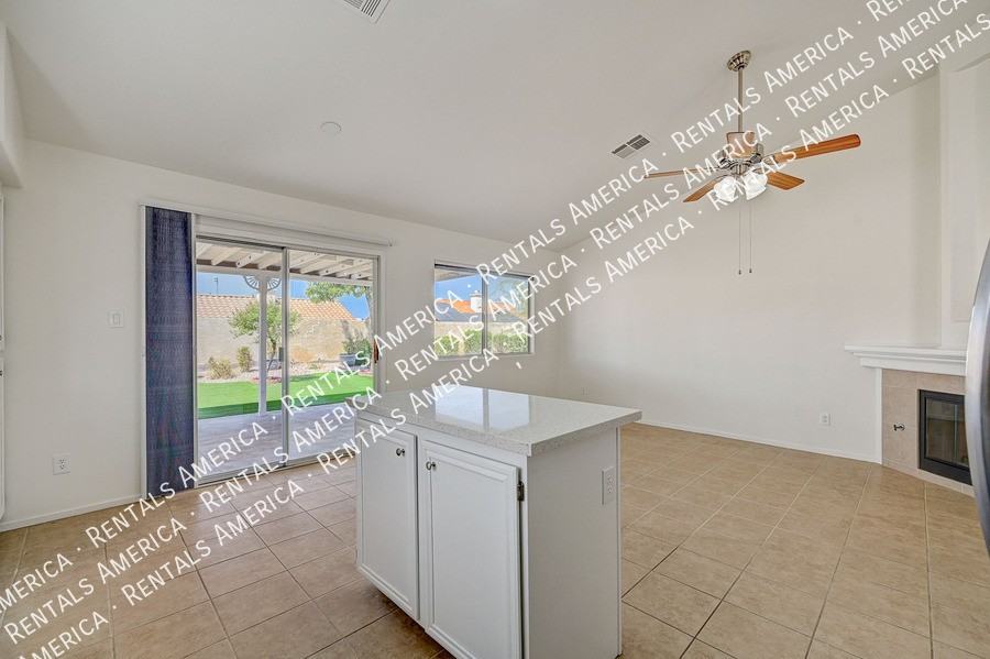 832 Seco Verde Ave - Photo 7 of 15