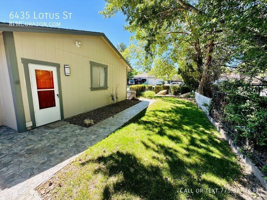 6435 Lotus St - Photo 4 of 23