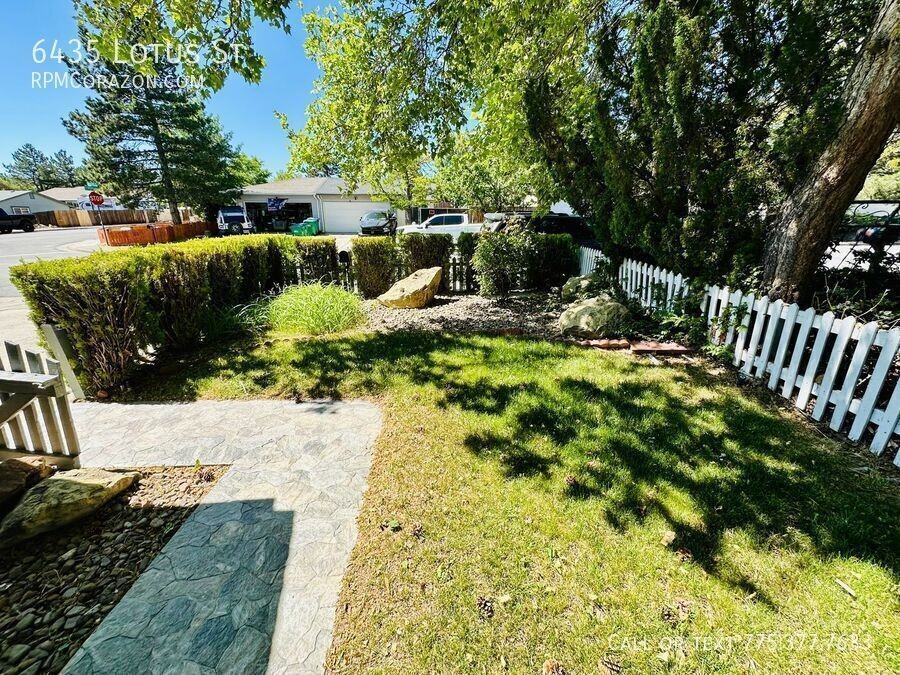 6435 Lotus St - Photo 5 of 23