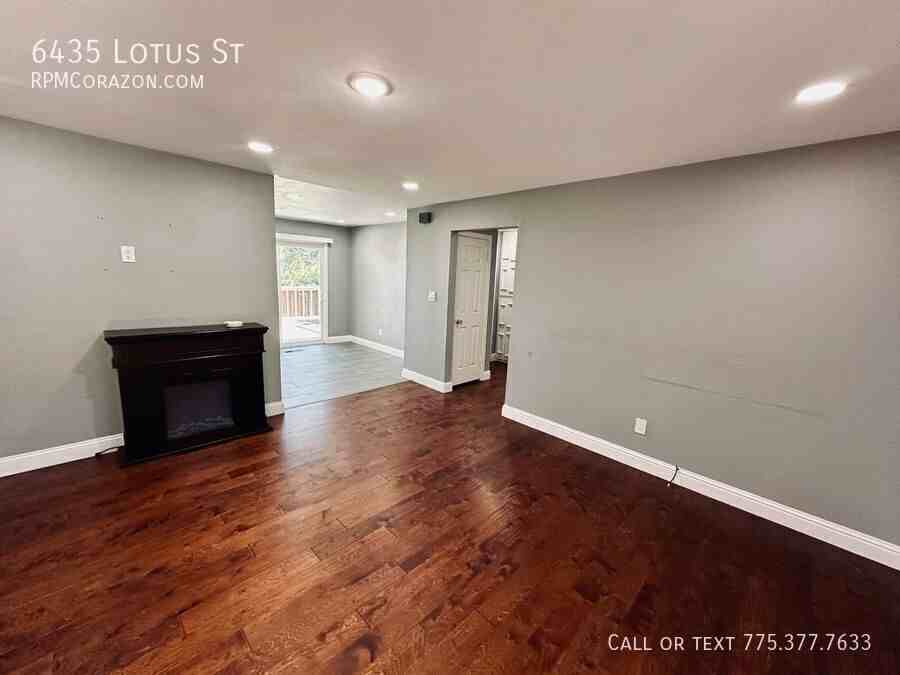 6435 Lotus St - Photo 7 of 23