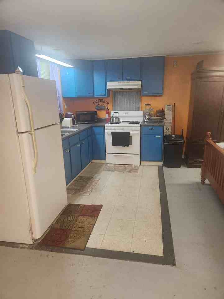 3208 Trafalgar St - Photo 4 of 10