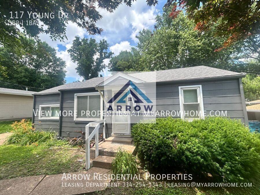 117 Young Dr - Photo 2 of 15
