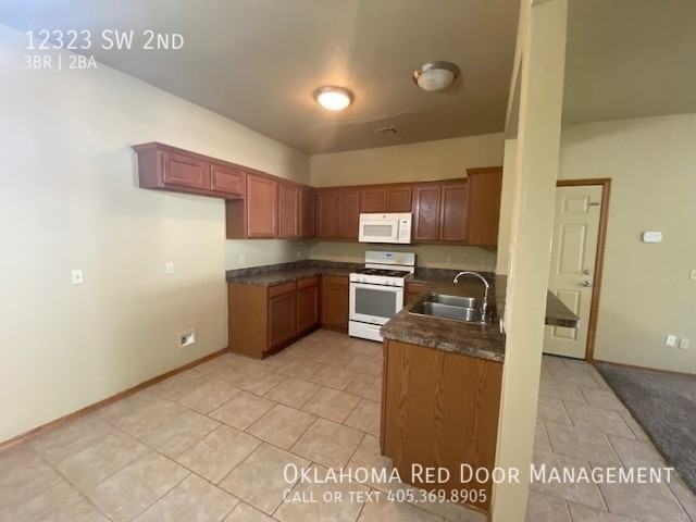 12323 Sw 2nd St - Photo 2 of 13