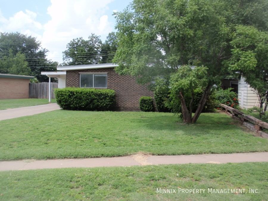 2508 64th St - Photo 2 of 11