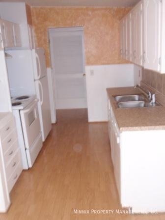 2508 64th St - Photo 4 of 11