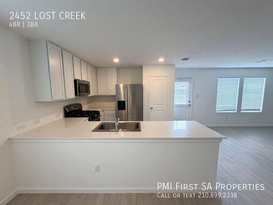 2452 Lost Creek Rd - Photo 6 of 18