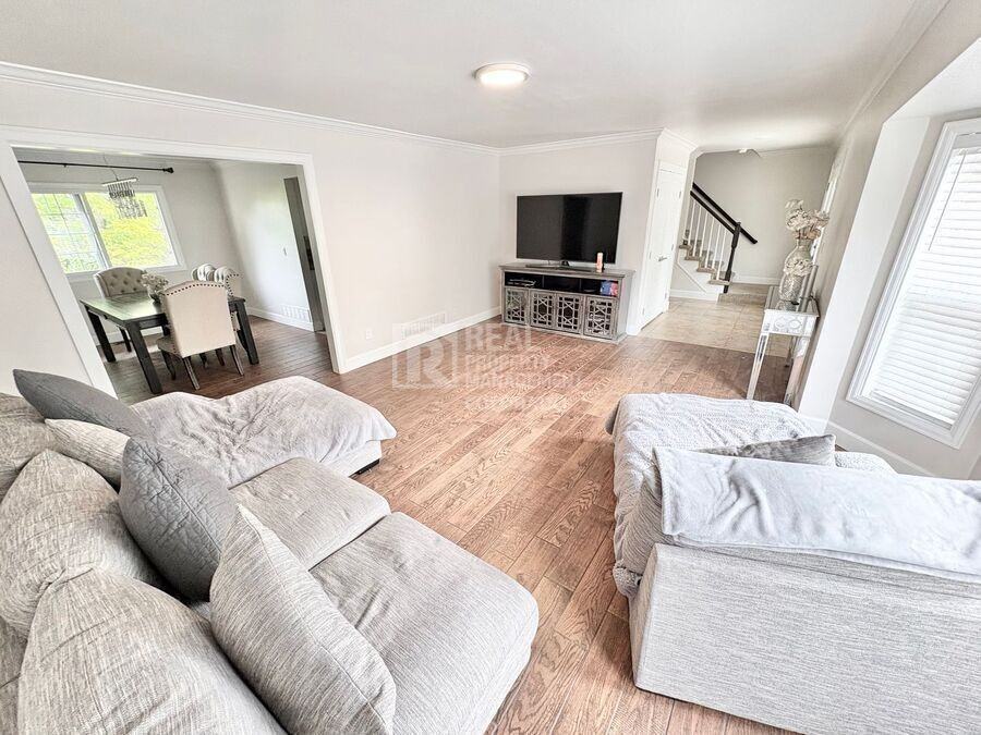 19709 E Flora Pl - Photo 4 of 29