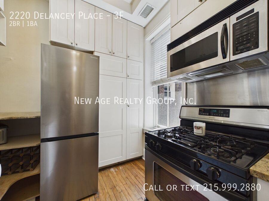 2220 Delancey Pl #3F - Photo 7 of 20