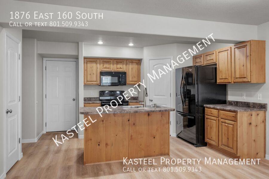 1876 E 160 S - Photo 4 of 29