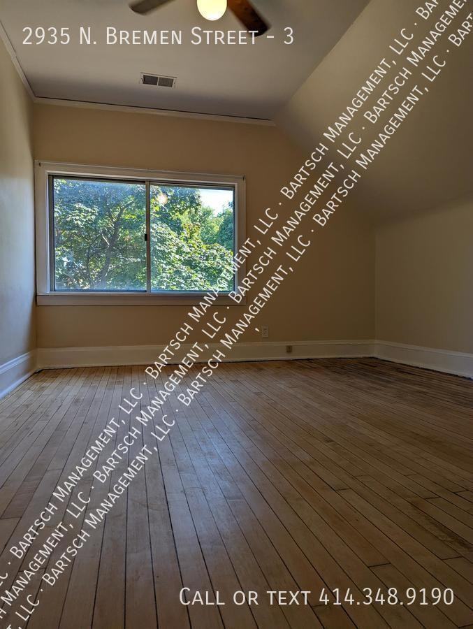 2935 N Bremen St #3 - Photo 2 of 6