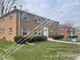 3215 S 48th St #8 - Photo 1 of 1