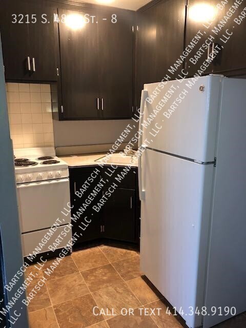 3215 S 48th St #8 - Photo 2 of 5