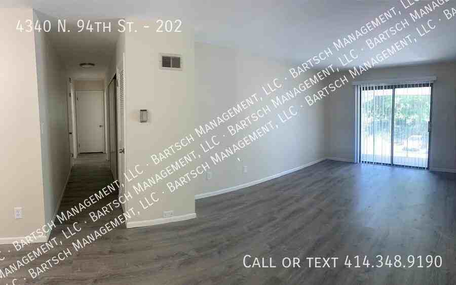 4340 N 94th St #202 - Photo 4 of 6