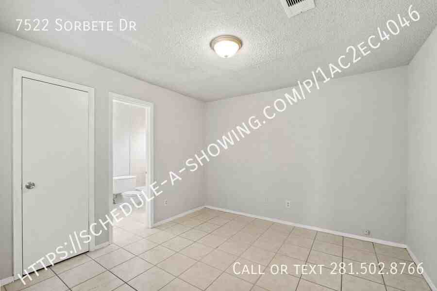 7522 Sorbete Dr - Photo 2 of 10