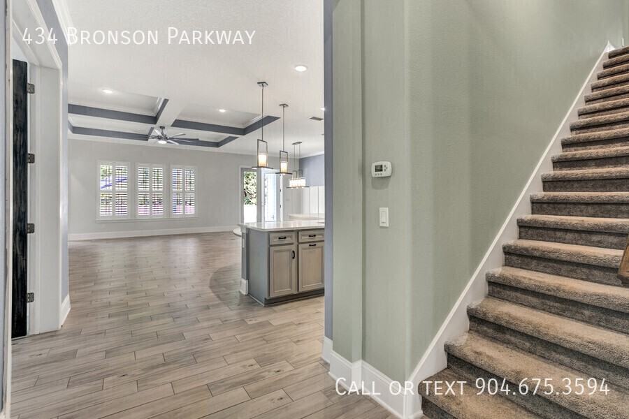434 Bronson Pkwy - Photo 3 of 50