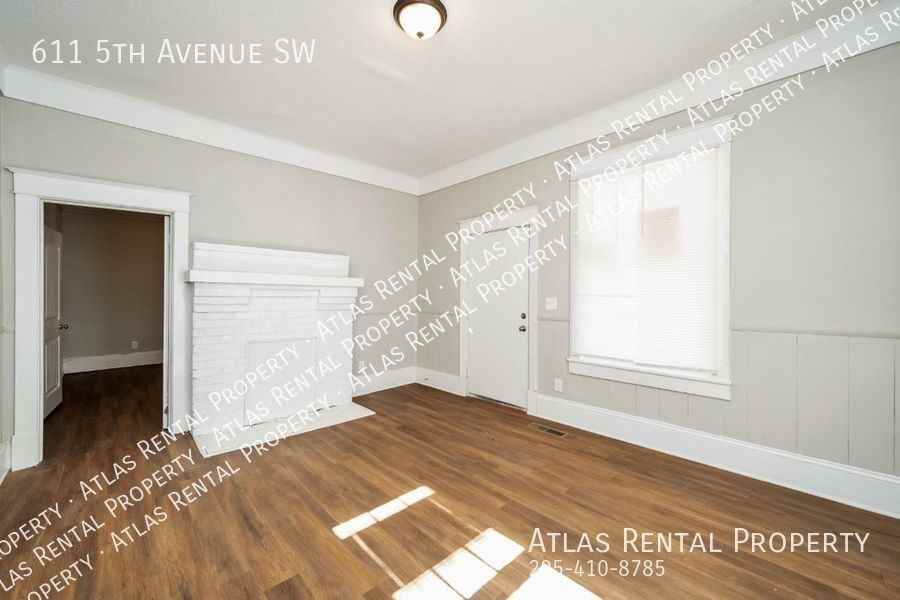 611 5th Ave Sw - Photo 5 of 13