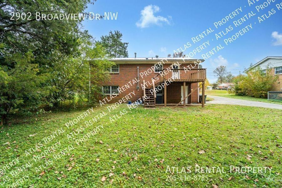 2902 Broadview Dr Nw - Photo 5 of 26