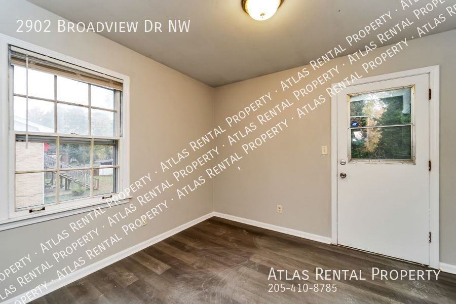 2902 Broadview Dr Nw - Photo 7 of 26