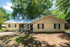 211 Robinson St Sw - Photo 1 of 1
