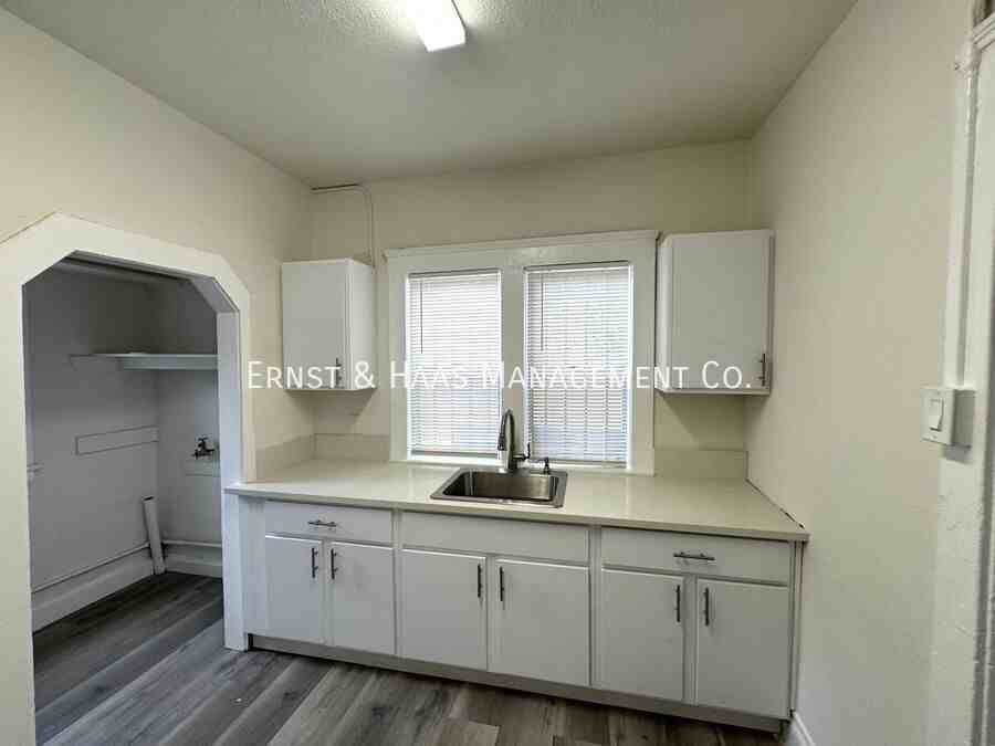 847 Cerritos Ave #09 - Photo 6 of 23